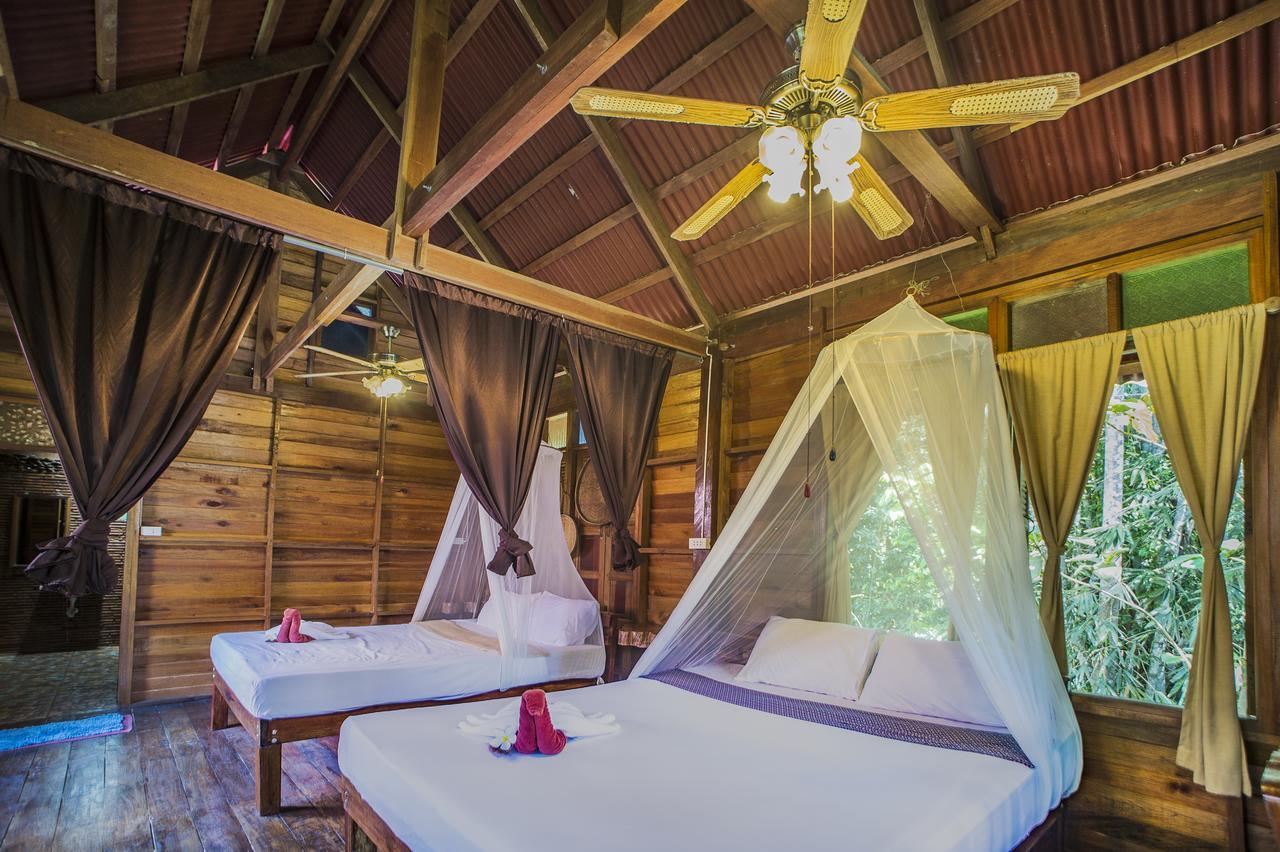 Art'S Riverview Lodge Khao Sok National Park Eksteriør bilde